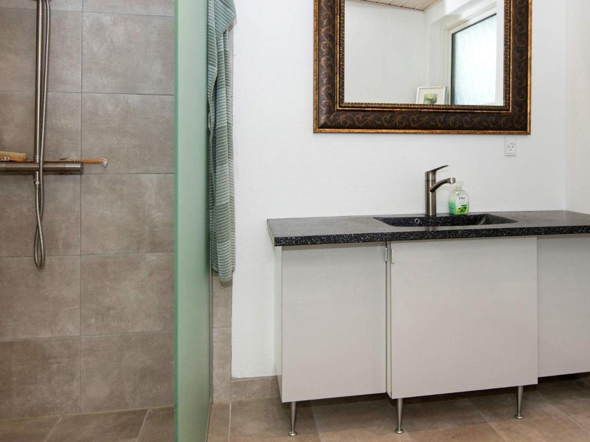 5 Star Holiday Home In Knebel Стая снимка